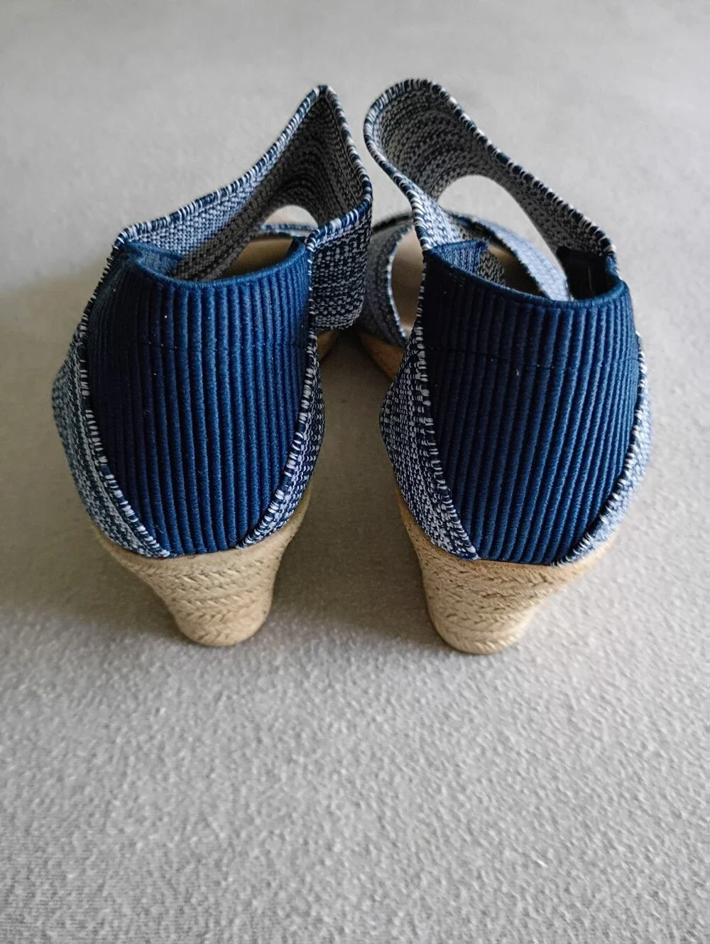 Charleston Shoe Co. Cannon Denim Wedge Espadrille Sandals Size 7